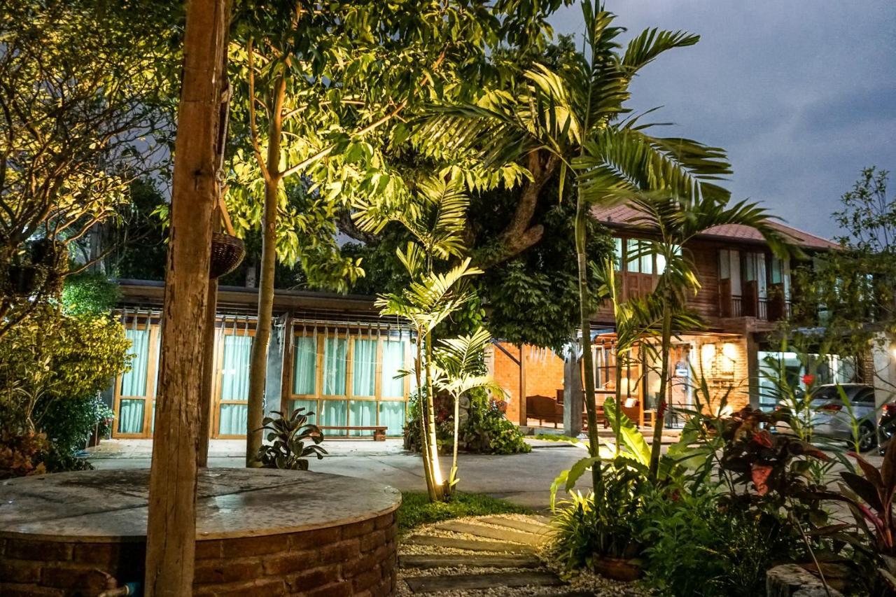 לאמפאנג Tha Ma-O Bouteak Homestay - Self Check-In מראה חיצוני תמונה